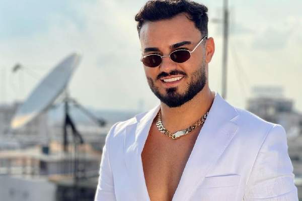 Știrile Antena Stars. Jador, despre afecțiunea rară de care suferă. Ce dezvăluiri a făcut artistul: „Trăiesc fără...” / VIDEO