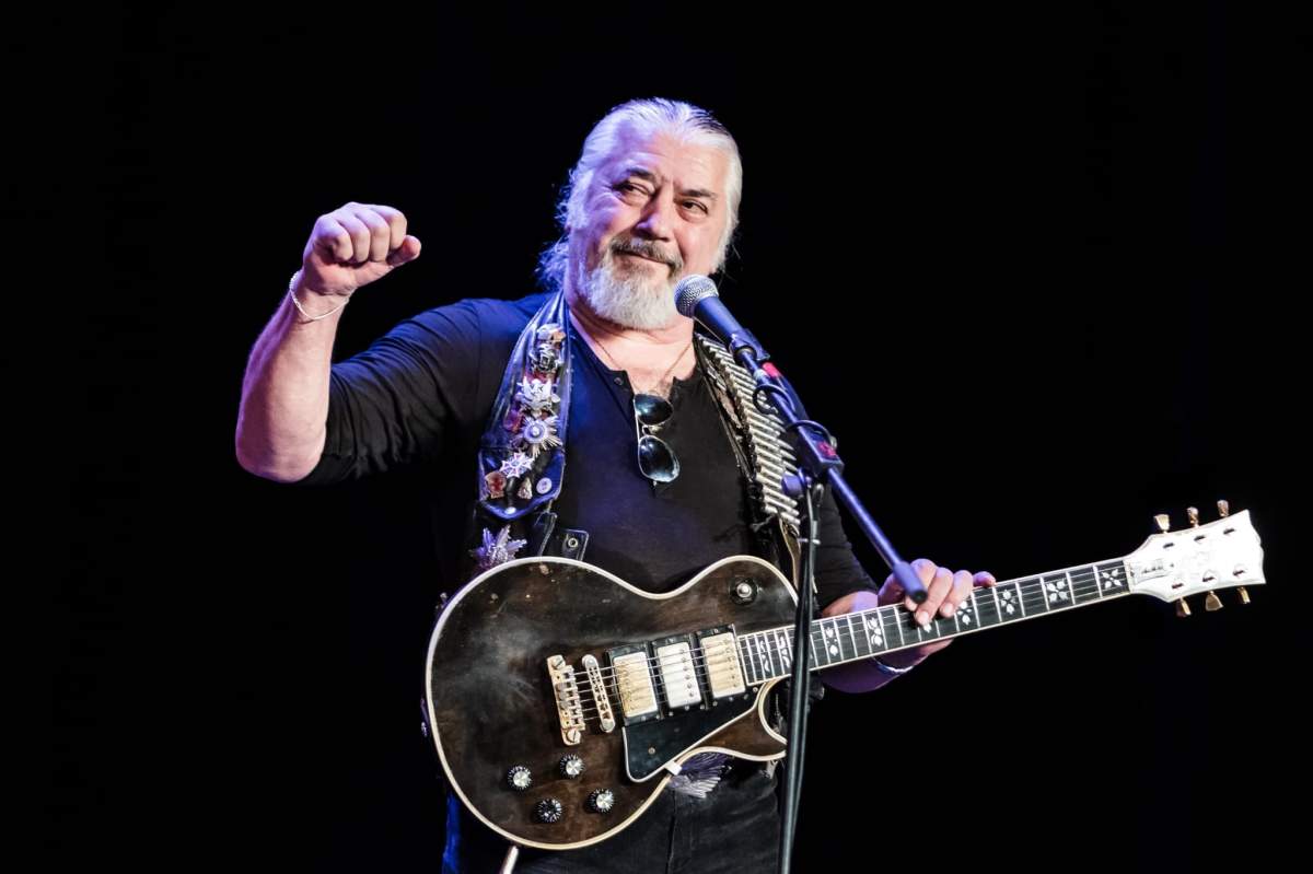 Mesajul postat de colegii de trupă ai lui Nicu Covaci, după ce artistul a fost operat de urgență pe creier nicu covaci