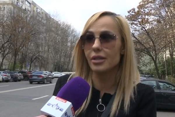Anița Condescu, confruntare cu fostul soț, care a solicitat decăderea ei din drepturile părintești. Omul de afaceri a sunat la 112, după ce a ieșit de la tribunal