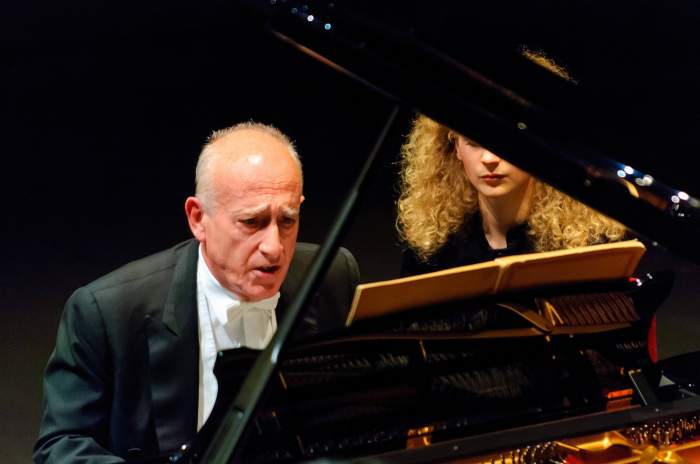 Maurizio Pollini la pian