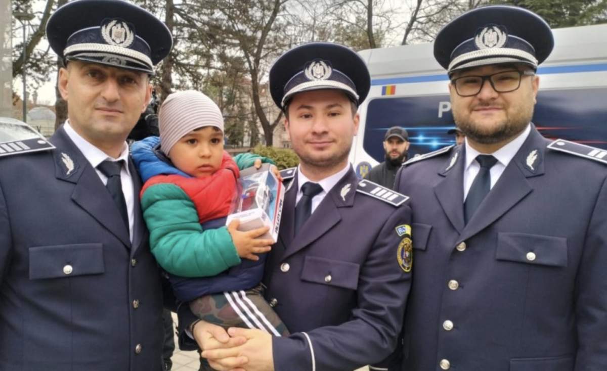 Imagine cu Radu Ayan si polițiștii care l-au găsit