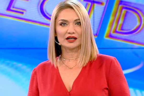 Știrile Antena Stars. Cristina Cioran, hărțuită de un necunoscut! Vedeta a fost amenințată și a primit mesaje agresive: ”Îmi face zile...” / VIDEO