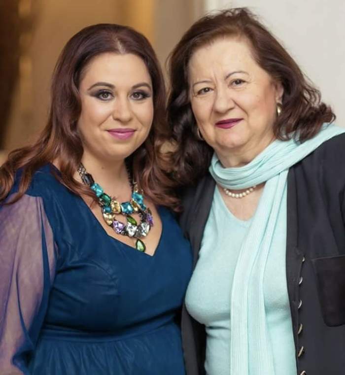 Imagine cu Oana Roman si mama ei, Mioara Roman