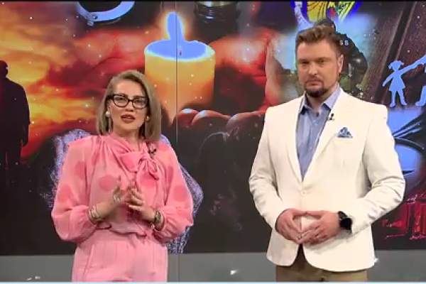 Mirela Vaida, apariție neașteptată la Acces Direct! Prezentatoarea TV, nevoită să poarte ochelari de vedere. Ce a pățit / VIDEO