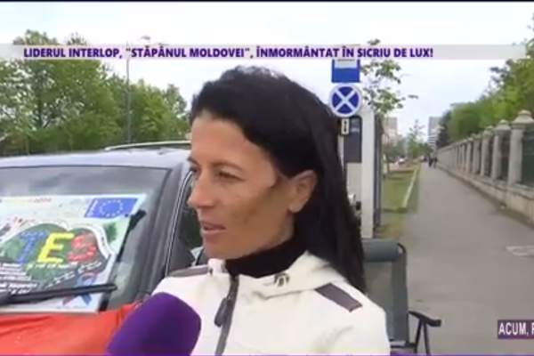 Știrile Antena Stars. O mamă a trei copii, în greva foamei de 42 de zile. De ce protestează femeia, în București: „Soțul m-a alungat...” / VIDEO