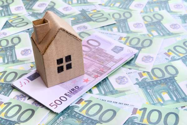 Țara din Europa unde statul dă bani pentru chirii și navetă. Cine sunt cei care beneficiază de acest sprijin financiar