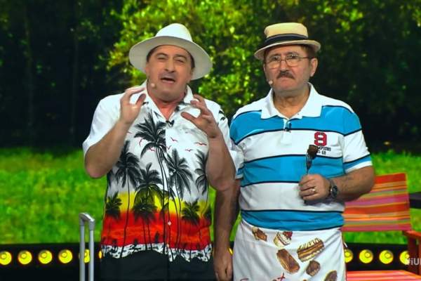 iUmor. Romică Țociu și Cornel Palade, moment de excepție! Au venit pe scenă cu un grătar și au prăjit mici: ”Vrem să îi gustăm” / VIDEO