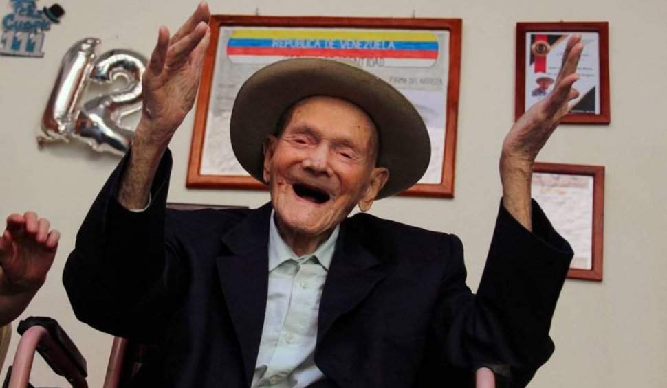 S-a stins din viață cel mai bătrân om din lume