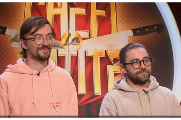 Chefi la cuțite, 3 aprilie 2024. Gemenii Gabriel și Mihai Corbu au gătit un preparat inedit. Ce afacere au cei doi în România: ”Simți pasiunea” / VIDEO