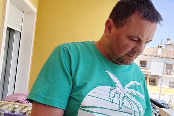 Tragedie în Belgia. Un șofer de TIR român a murit în condiții îngrozitoare. Un capac de canalizare a trecut prin parbriz, în timp ce se afla la volan / FOTO