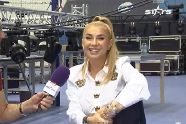 Xtra Night Show. Unde plănuiesc să plece în vacanță Ronald Gavril, Anamaria Prodan și copiii. Vedeta a vorbit și despre ce pregătește pe plan profesional: "Îmi doresc..." / VIDEO
