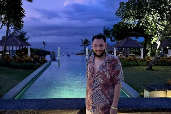 Xtra Night Show. Leo de la Roșiori, detalii despre viața privată! Artistul momentului a făcut mărturisiri neașteptate: „Încerc să rezolv...” / VIDEO