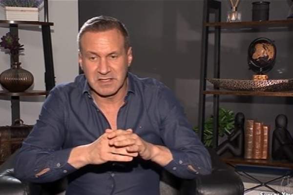 Știrile Antena Stars. Alin Oprea, partea lui de adevăr în scandalul cu Tavi Colen. De ce îl acuză de fals în înscrisuri: „Am simțit trădare”