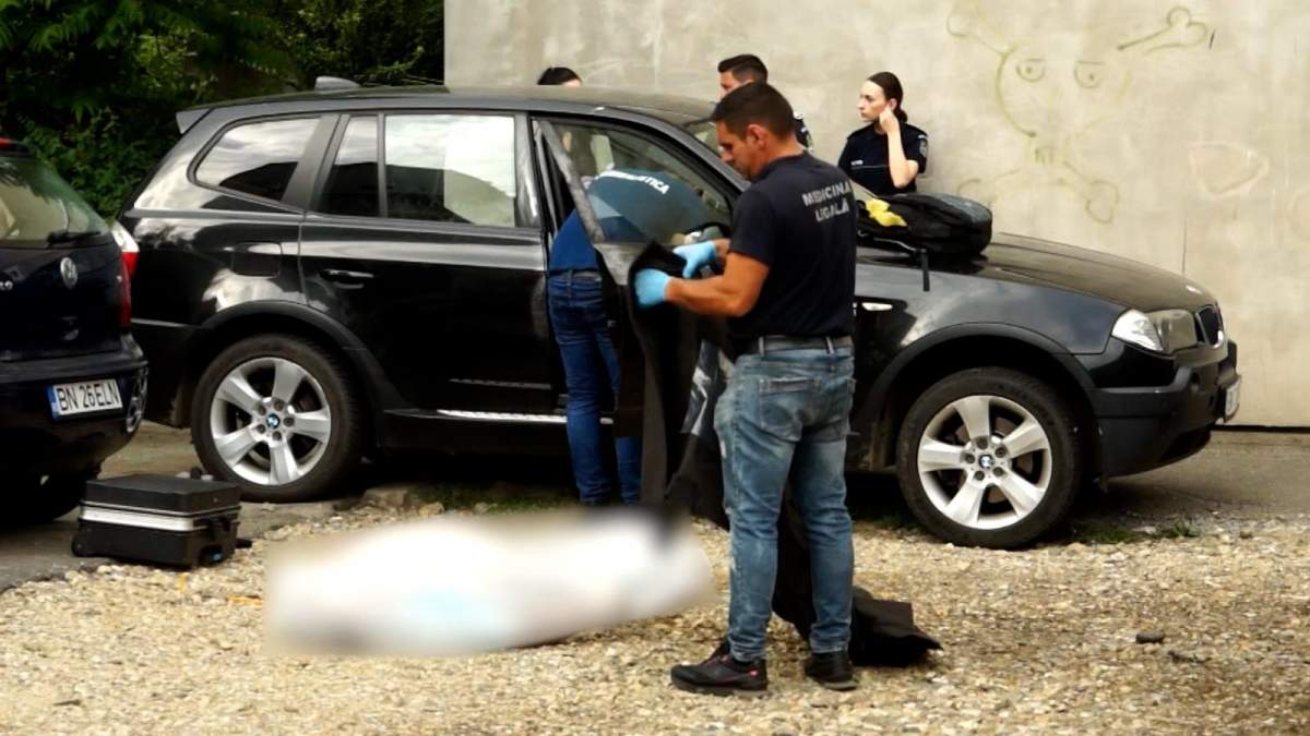 Bărbat găsit mort în propria maşină