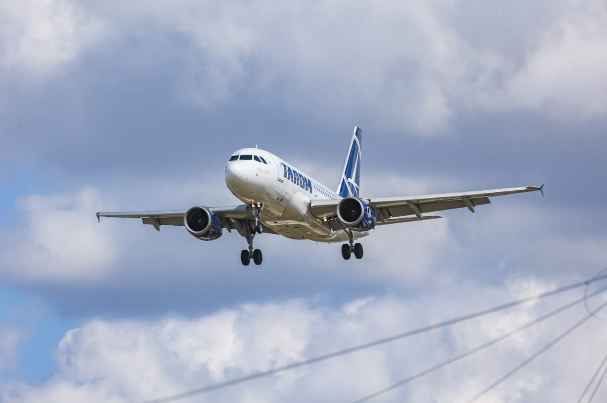 un avion TAROM