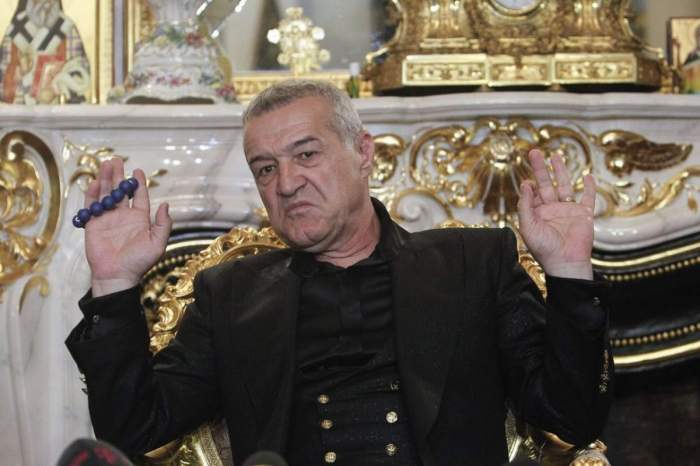 Gigi Becali îmbrăcat elegant