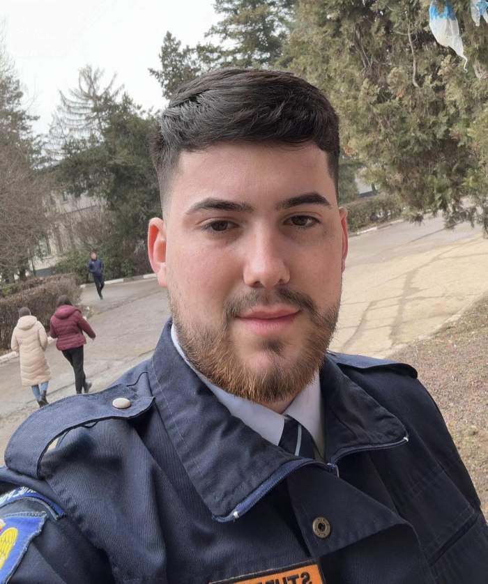 Adrian Dumitru este student la Academia de Poliție Alexandru Ioan Cuza din București