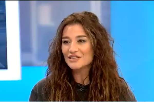 Vacanță de Vedetă. Claudia Pătrășcanu, la un pas de a rămâne fără auz. Artistei i s-a spart timpanul în avion: „Nu m-am simțit bine” / VIDEO