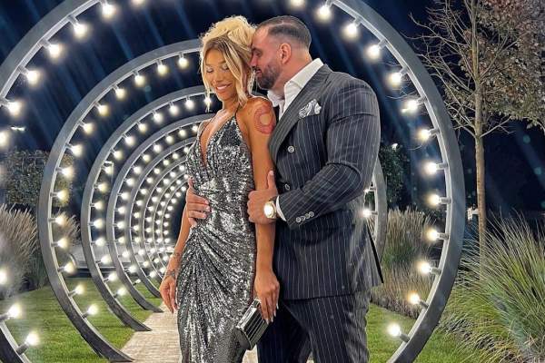 Xtra Night Show. De ce s-ar fi despărțit Alex Bodi și Ema Uta. Ce ar fi stârnit gelozia make-up artistului. S-ar fi separat după două luni de la cererea în căsătorie