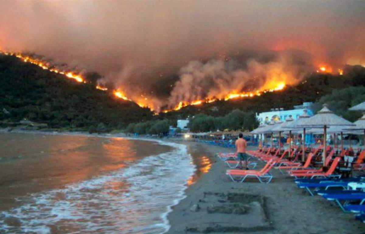 Incendiu pe o plajă