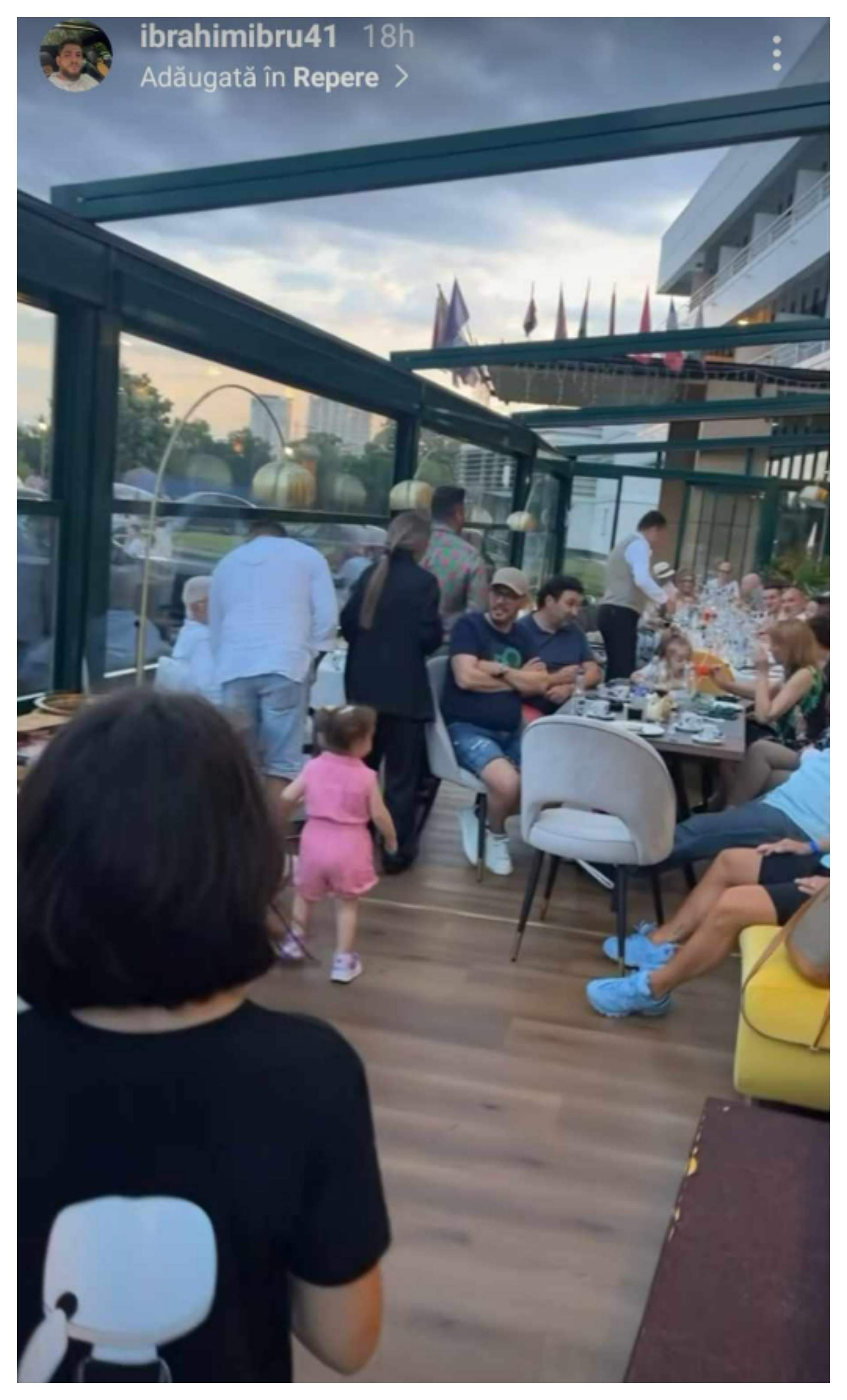 Pepe și Ibrahim Ibru, la restaurant cu toți copiii, la o zi după nuntă! Încă o dovada că se înțeleg de minune / FOTO