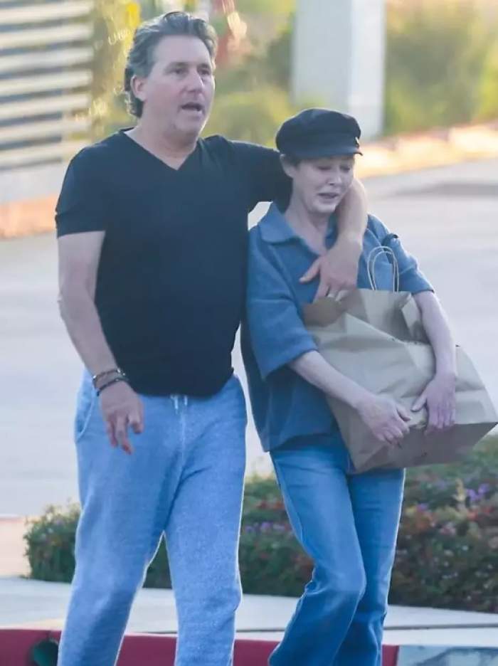 Shannen Doherty cu un prieten