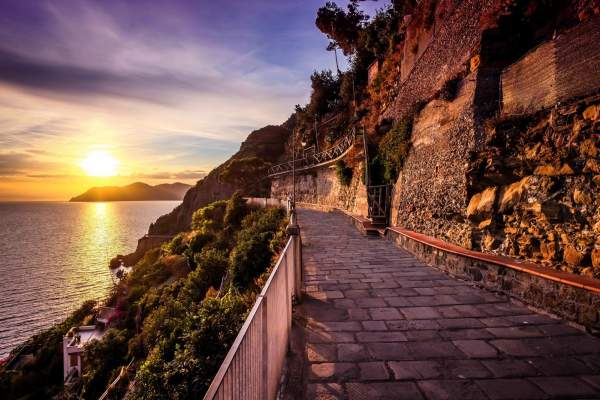 Cu o istorie de 102 ani, cel mai romantic traseu din Europa - Via dell'Amore - se redeschide turismului după o pauză de 12 ani