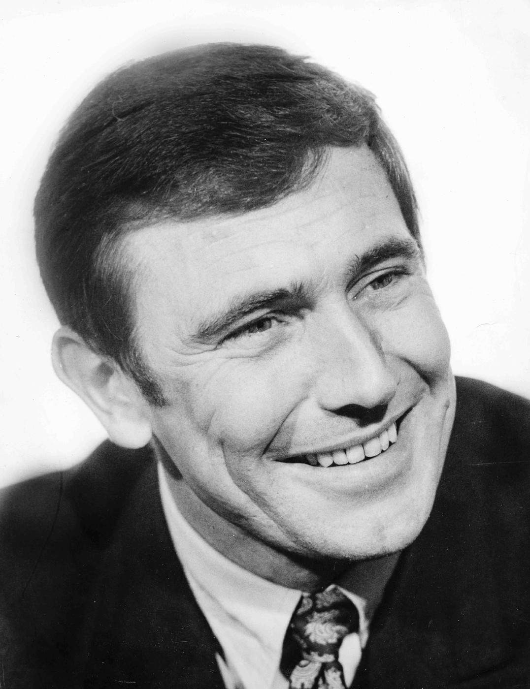 james bond George lazenby