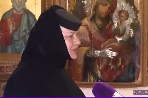 Știrile Antena Stars. Mănăstirea din România unde rugăciunile se transformă în minuni. Maica Cipriana, confesiuni emoționante despre o icoană miraculoasă | VIDEO
