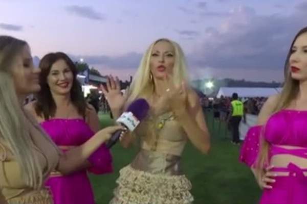 Anca Neacșu a rămas blocată într-o primărie! Artista a fost nevoită să sară pe geam | VIDEO