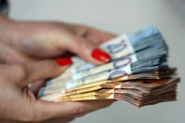 Ţara din Europa care oferă 30.000 de euro imigranților. Banii vor intra în conturile celor care doresc să se întoarcă acasă