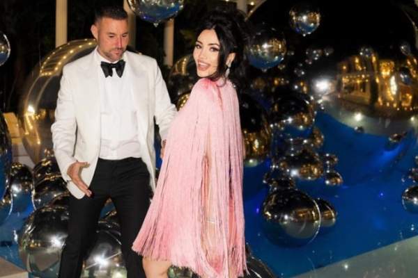 Andreea Sasu a făcut senzație în Milano! Cum s-a afișat românca la brațul lui Philipp Plein, tatăl copilului său / FOTO