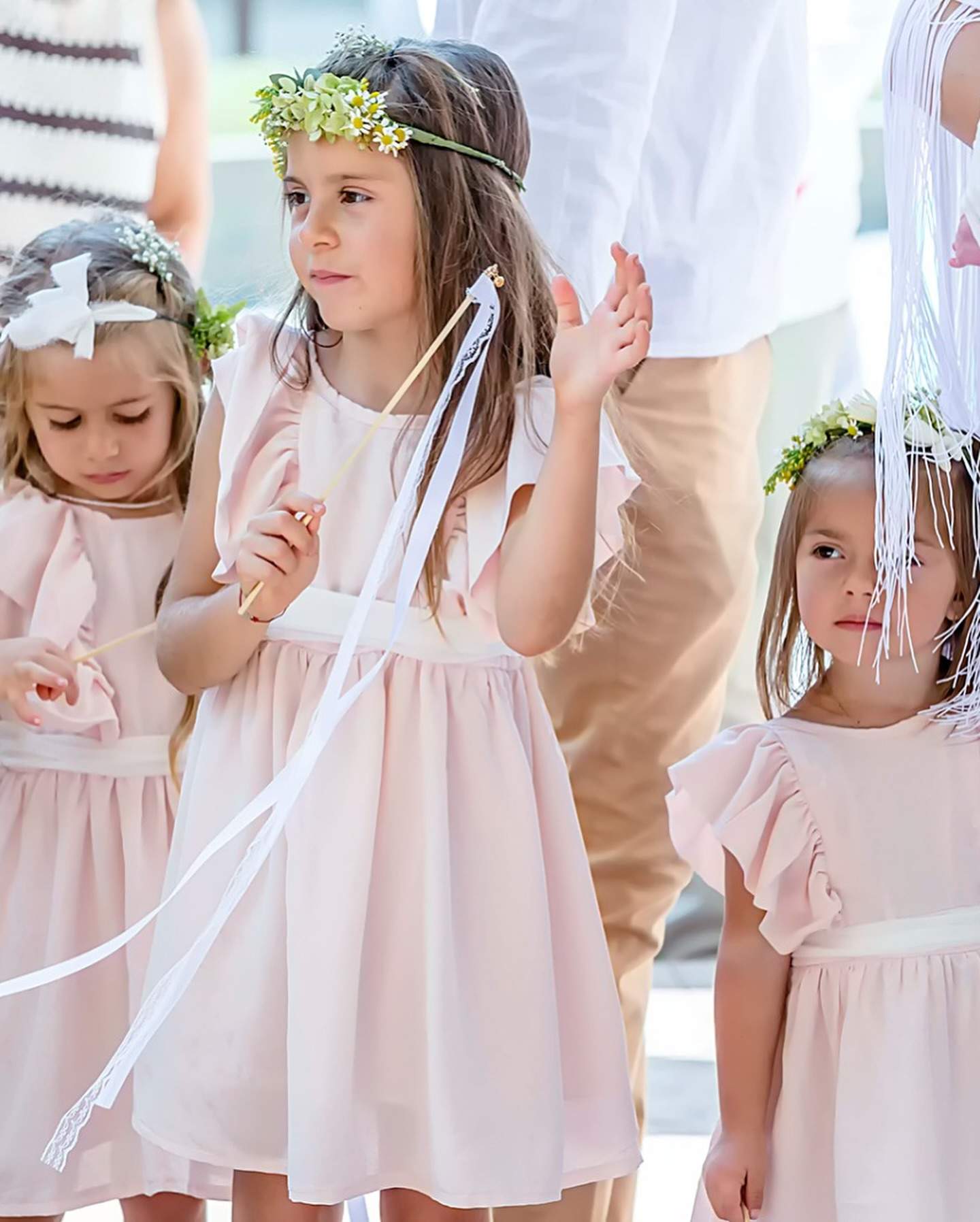 Cele mai frumoase imagini de la botezul fiicei Laurei Cosoi! Ce nu s-a văzut până acum de la marele eveniment | FOTO