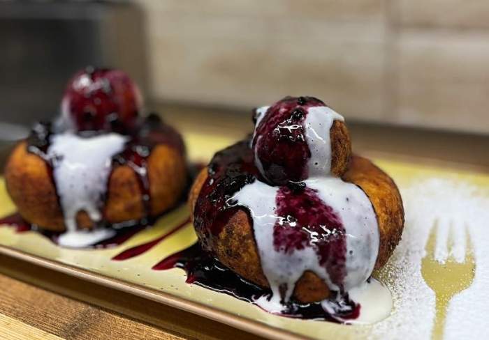 papanași cu dulceață