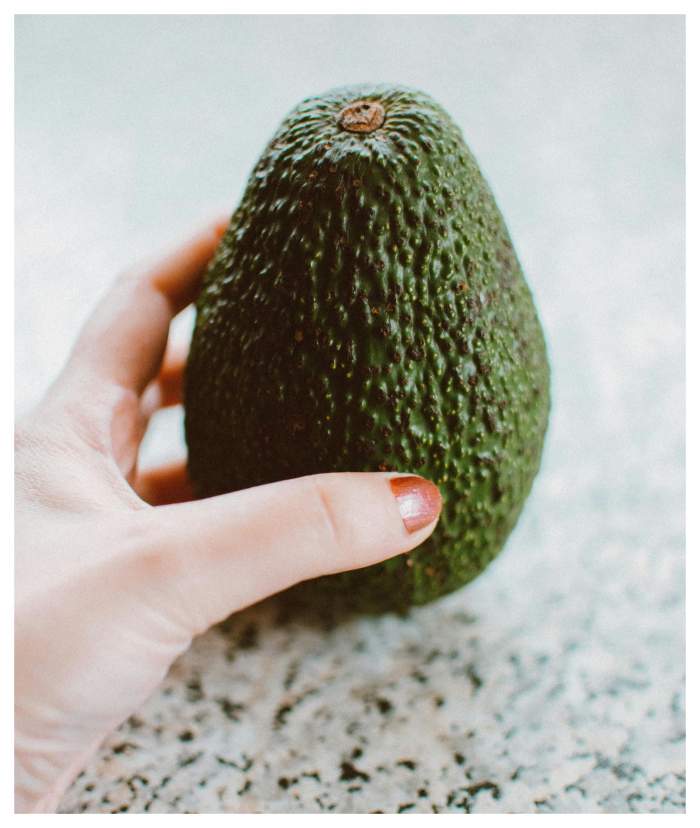 Ce să faci când avocado este tare? Un truc simplu și va fi ca untul în cel mai scurt timp