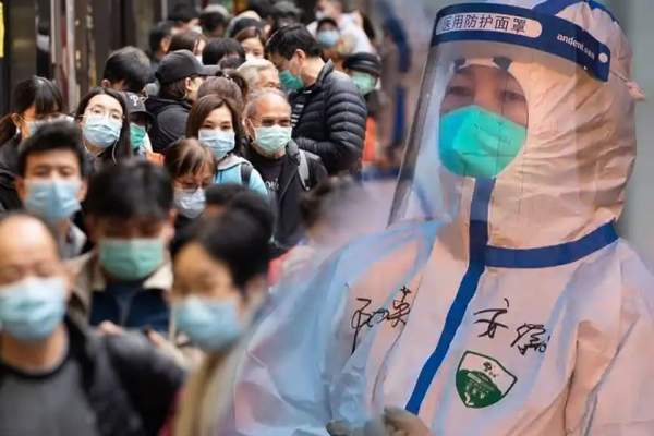 Alertă în China: oamenii au luat cu asalt spitalele! Autoritățile neagă o nouă epidemie