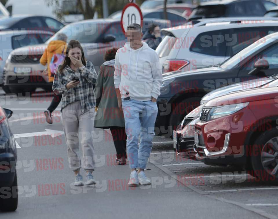 Niciun drum fără el! Cine este bărbatul pe care Simona Halep se bazează! Schimbă maşinile după necesităţi | PAPARAZZI