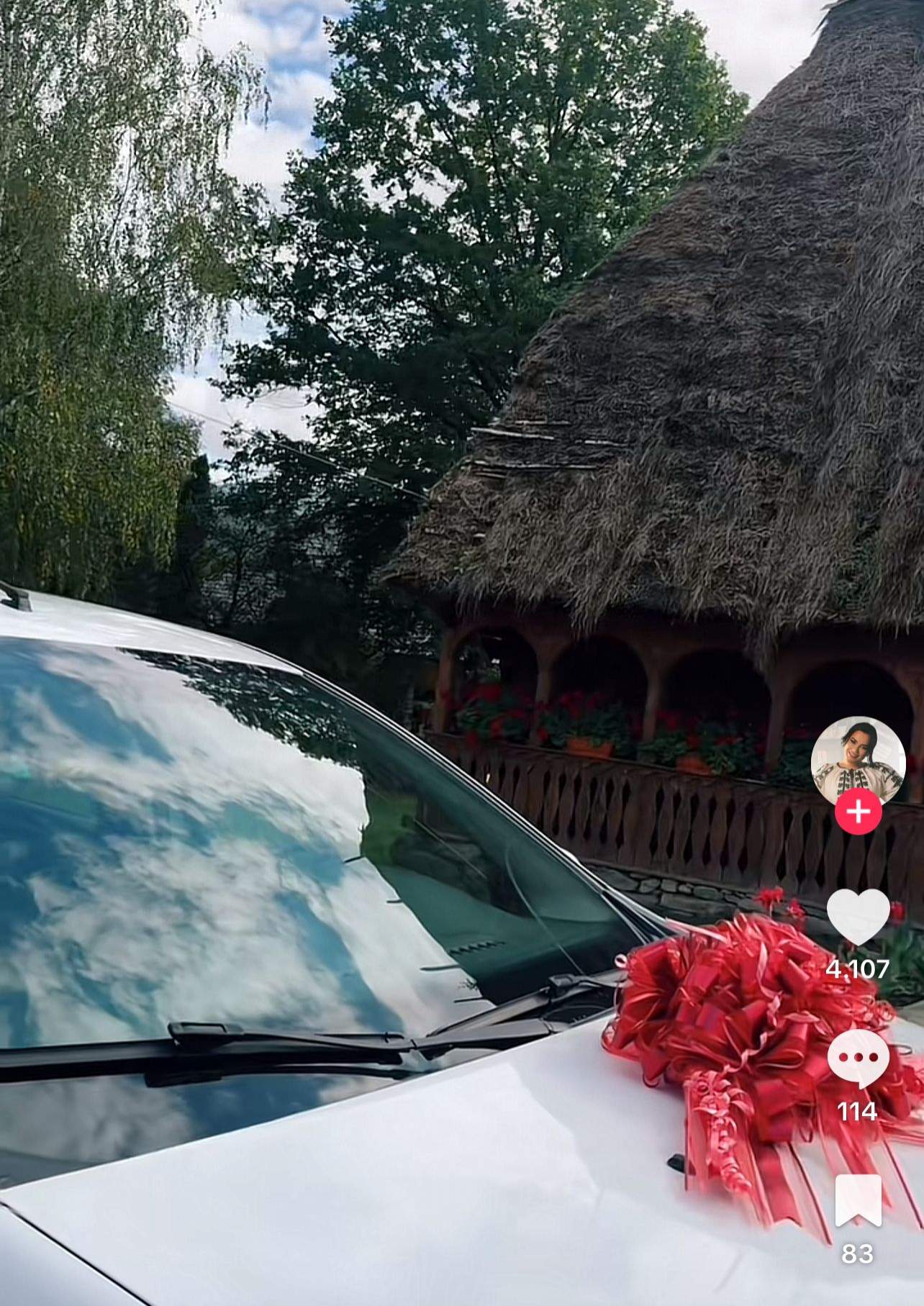 Carmen de la Sălciua își va sărbători mâine ziua de naștere. Ce cadou i-a făcut cântăreața mamei sale: „De ziua mea…”