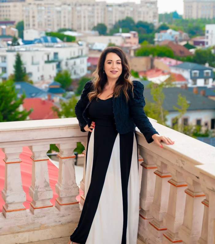 Cum arătau Oana Roman și Mihai Mitoșeru, în urmă cu 25 de ani. Prezentatorul a scos pozele de la naftalină | FOTO