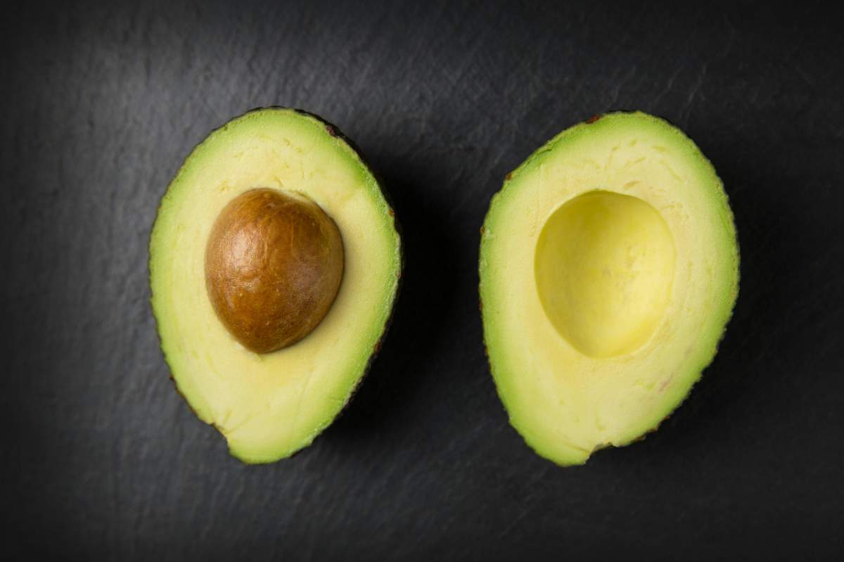 Cum să păstrezi avocado proaspăt pentru mai mult timp. Secretul despre care multă lume nu știa