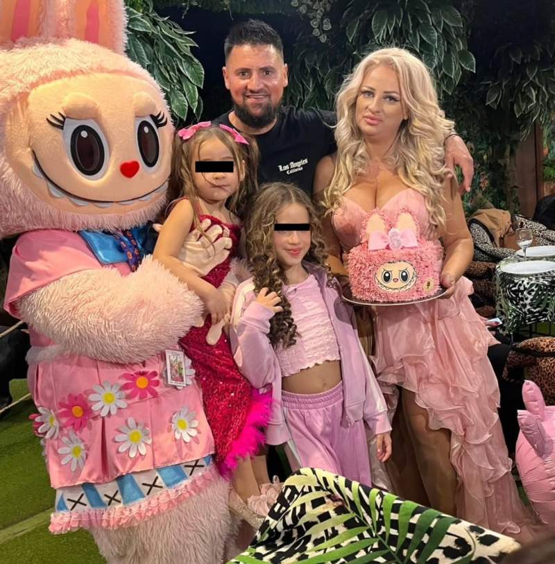 sanziana buruiana si fetite ei si sotul ei