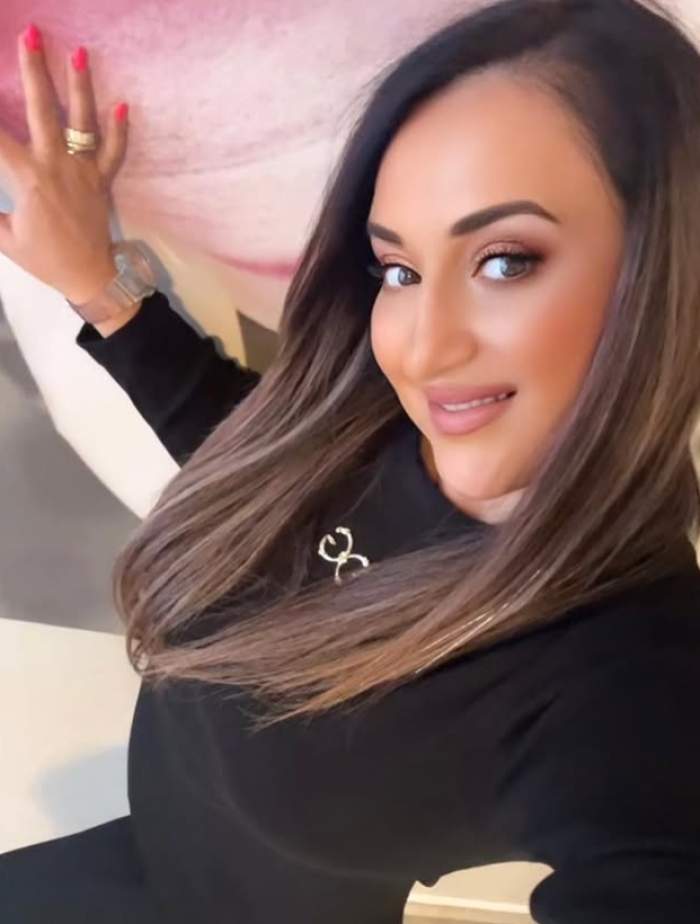 andreea lege selfie