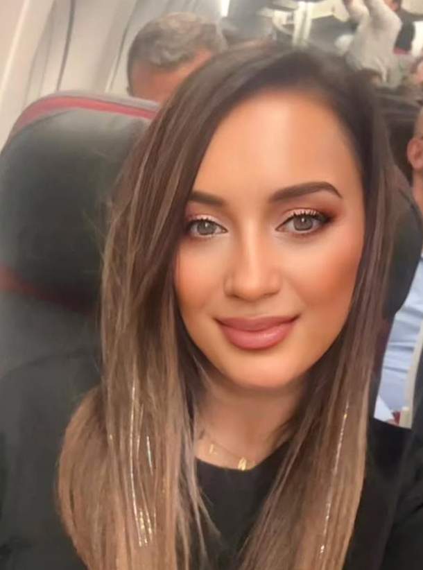 fina anamaria prodan in avion