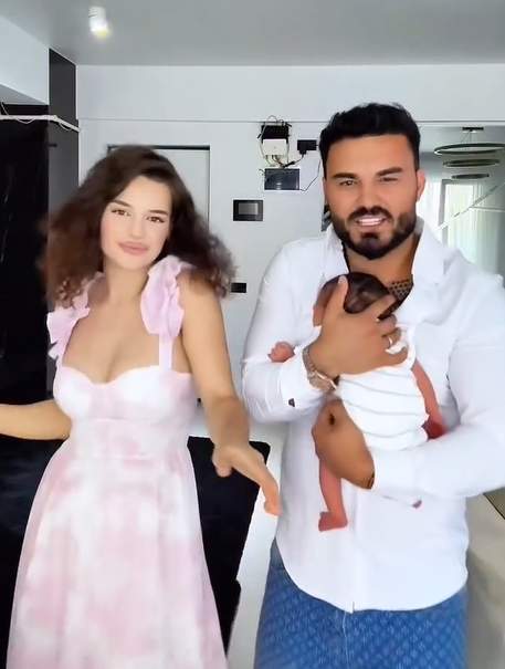 jador cu oana, sotia sa, si copilul