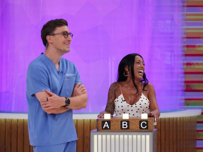 Ruby spune totul despre schimbarea care a făcut-o să aibă mai multă încredere în ea, la  MediCOOL, de la ora 18:00, pe Antena 1 și AntenaPLAY