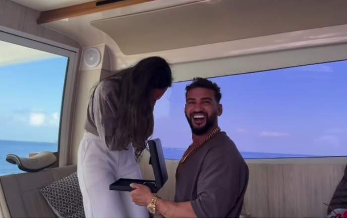 Cum și unde și-a cerut Dorian Popa iubita de soție! Cum a reacționat Andreea când influencerul s-a așezat în genunchi | VIDEO