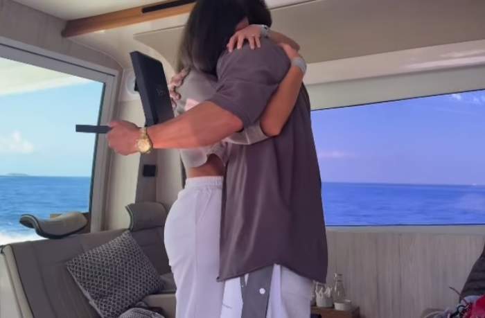 Cum și unde și-a cerut Dorian Popa iubita de soție! Cum a reacționat Andreea când influencerul s-a așezat în genunchi | VIDEO