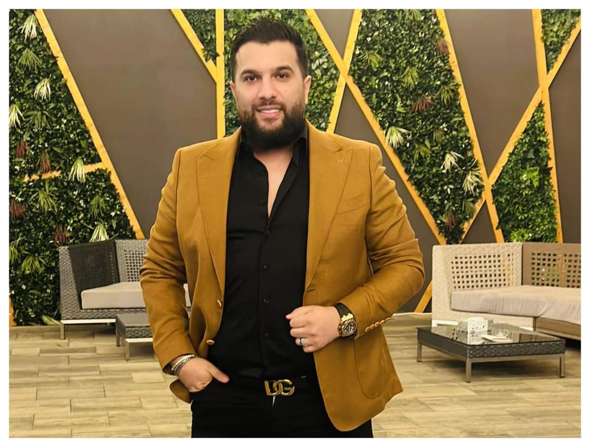 Tzancă Uraganu, așa cum nu l-ai mai văzut până acum! Unde s-a fotografiat cântărețul: "Vă iubesc" | FOTO