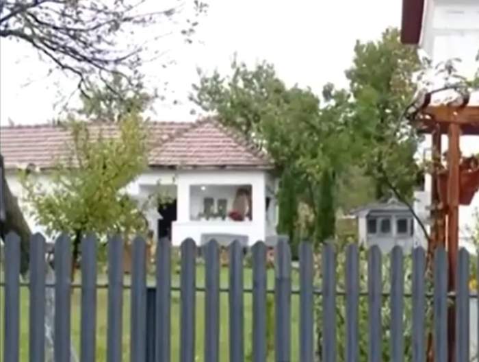 Imaginile durerii de la priveghiul Elenei, tânăra mamă a doi copii, ucisă pe o trecere de pietoni din București. Femeia va fi înmormântată în satul natal 