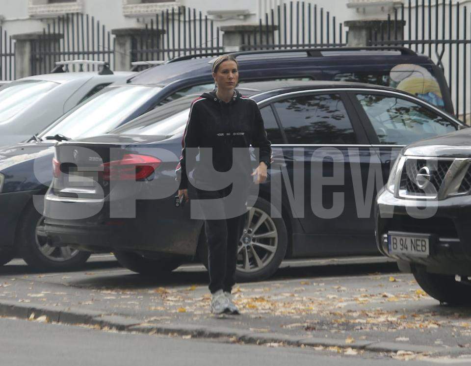 Imagini exclusive cu Bianca Păsat! Ce face după ce Cornel Păsat a spus la televizor că a fost părăsit! | PAPARAZZI